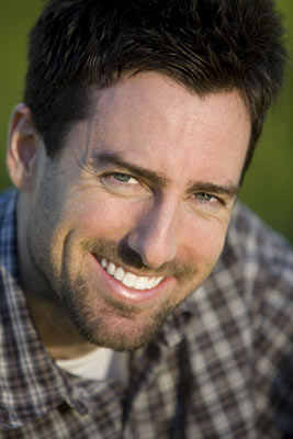 Headshot of actor in the Los Angeles area. Here he looks up at the camera.