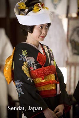 Japanese wedding in Sendai, Japan. Bride is wearing a supper rare black dress.