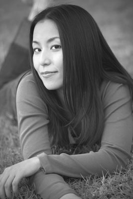 Headshot of actress in the Orange County area.